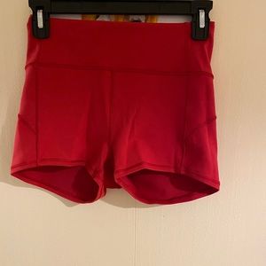 In Movement Short Ever Lux 2.5”